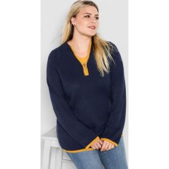 Sweter w kolorze granatowym. Niebieskie swetry klasyczne damskie marki Sheego, z dzianiny. W wyprzedaży za 78,95 zł.