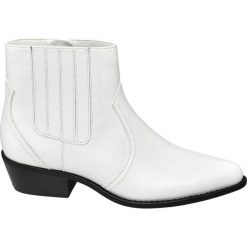 Botki damskie Catwalk białe. Białe botki damskie marki Catwalk, z materiału, bez obcasa, na obcasie, na zamek. Za 119,90 zł.