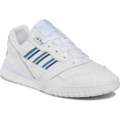 Buty adidas - A.R. Trainer W EF5964 Ftwwhat/Blue/Skytin. Białe półbuty damskie Adidas, ze skóry ekologicznej. W wyprzedaży za 279,00 zł.