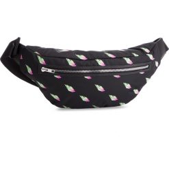 Saszetka nerka MCQ ALEXANDER MCQUEEN - Waist Pack 543120 R7B03 1000 Black. Czarne torby męskie skórzane McQ Alexander McQueen, bez wzorów, z materiału, młodzieżowe. W wyprzedaży za 439,00 zł.