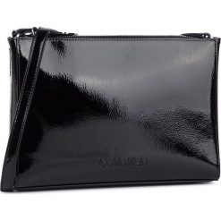 Torebka CALVIN KLEIN - Contoured Ew Xbody K60K605774 001. Czarne listonoszki damskie Calvin Klein, bez wzorów, ze skóry ekologicznej, bez dodatków. Za 359,00 zł.