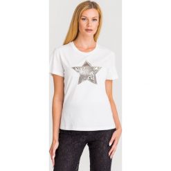 T-SHIRT PINKO. Białe t-shirty damskie Pinko, s, z aplikacjami, z bawełny, z okrągłym kołnierzem. Za 509,00 zł.