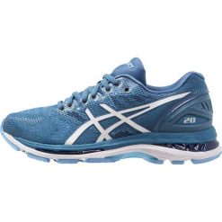 ASICS GELNIMBUS 20 Obuwie do biegania treningowe azure/white. Czarne buty do biegania damskie marki Asics. Za 759,00 zł.