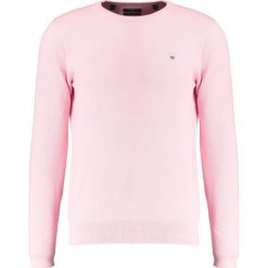 Swetry klasyczne męskie: GANT Sweter california pink