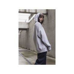 PATCH HOODIE IN COOL GRAY. Szare bluzy damskie marki The Hive, s, z haftami, z bawełny, bez rękawów, z kapturem. Za 199,00 zł.