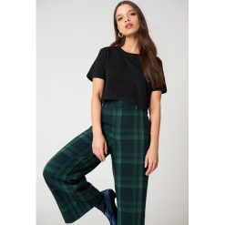 T-shirty damskie: NA-KD Basic Krótki T-shirt oversize – Black