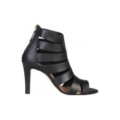 Pierre Cardin Sandały ELEONORE. Sandały damskie Pierre Cardin, bez wzorów, bez obcasa, bez zapięcia. Za 132,00 zł.