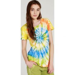 Bluzka - 91-3 MULTI. Bluzki damskie Unisono. Za 39,00 zł.