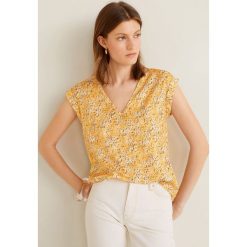 Mango - Top Chemabil. Żółte bluzki damskie Mango, s, bez wzorów, z poliesteru, z kontrastowym kołnierzykiem. Za 69,90 zł.