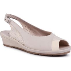 Sandały JANA - 8-29291-24 Offwhite Comb 190. Brązowe klapki damskie Jana, bez wzorów, ze skóry, bez obcasa. W wyprzedaży za 189,00 zł.