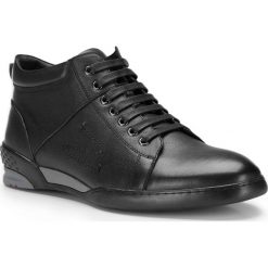 Buty męskie 87-M-819-1. Czarne buty sportowe męskie marki Wittchen, z materiału, bez zapięcia. Za 329,00 zł.