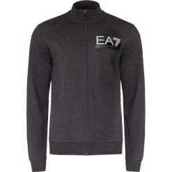 Bluza EA7 EMPORIO ARMANI. Szare bluzy męskie EA7 Emporio Armani, z nadrukiem, z bawełny, bez kołnierzyka, bez rękawów, bez kaptura. W wyprzedaży za 290,00 zł.
