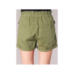 Szorty i Bermudy G-Star Raw ARMY BTN SPORT. Zielone szorty damskie G-Star RAW, bez wzorów, sportowe. Za 209,40 zł.