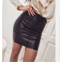 Spódniczka MISSY black. Czarne spódniczki damskie Divinostyle, na jesień, s, bez wzorów, z bawełny. Za 109,00 zł.