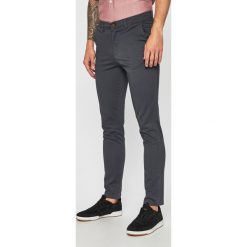 Jack & Jones - Spodnie. Szare spodnie męskie Jack & Jones, na co dzień, bez wzorów, z elastanu, casualowe. W wyprzedaży za 129,90 zł.
