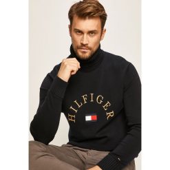 Tommy Hilfiger - Sweter. Niebieskie swetry męskie s, z nadrukiem, z bawełny. Za 749,90 zł.