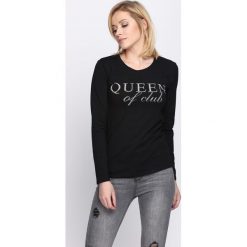 Czarna Bluzka Lazy Day. Czarne bluzki damskie marki Born2be, s, z aplikacjami, z okrągłym kołnierzem, z długim rękawem. Za 39,99 zł.