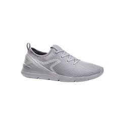 Buty męskie do szybkiego marszu PW 100 szare. Szare buty sportowe męskie marki NEWFEEL, z poliesteru, bez zapięcia, trekkingowe. Za 49,99 zł.