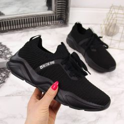 Buty sportowe damskie czarne Big Star FF274955 - czarny. Czarne buty sportowe damskie BIG STAR, bez wzorów, sportowe. Za 179,99 zł.
