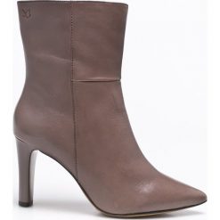 Buty zimowe damskie: Caprice – Botki