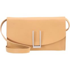 Torebki klasyczne damskie: Tiger of Sweden CONSTANTIA Torba na ramię desert beige