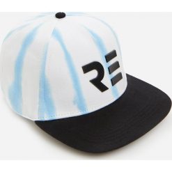 Bawełniana czapka z daszkiem z efektem tie dye - Niebieski. Niebieskie czapki męskie Reserved, bez wzorów, z bawełny. Za 34,99 zł.