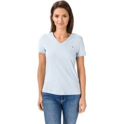Tommy Hilfiger Koszulka Niebieski. Niebieskie koszulki damskie TOMMY HILFIGER, s, bez wzorów, z bawełny, bez kołnierzyka. Za 187,95 zł.