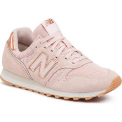 Sneakersy NEW BALANCE - WL373CC2 Różowy. Różowe półbuty damskie New Balance, na co dzień, bez wzorów, z zamszu, bez obcasa, na płaskiej podeszwie, bez zapięcia. W wyprzedaży za 239,00 zł.