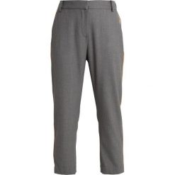 Karen by Simonsen VALENZIA PANT Spodnie materiałowe grey melange. Szare spodnie damskie Karen by Simonsen, bez wzorów, z elastanu. Za 499,00 zł.