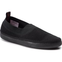 Tenisówki BIG STAR - DD274A427 Black. Czarne półbuty damskie BIG STAR, na co dzień, bez wzorów, z gumy, retro, bez obcasa, na płaskiej podeszwie, bez zapięcia. W wyprzedaży za 109,00 zł.