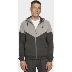 Bluza męska BLM002 - chłodny jasny szary melanż. Szare bluzy męskie xxl, melanż, z dzianiny, z kapturem. W wyprzedaży za 99,99 zł.