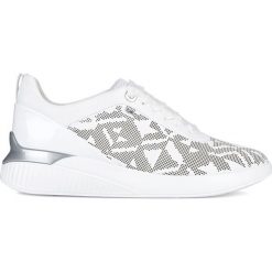 Geox - Buty. Białe buty sportowe damskie Geox, bez wzorów, ze skóry, sportowe. W wyprzedaży za 359,90 zł.