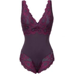 Body bonprix jeżynowo-jagodowy. Fioletowe body damskie bonprix, z haftami. Za 89,99 zł.