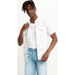 Levi's® Sunset Standard Koszula Biały. Białe koszule męskie s, bez wzorów, z bawełny, bez kołnierzyka, z krótkim rękawem. Za 223,95 zł.