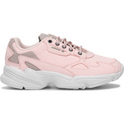 Adidas Originals Falcon Tenisówki Beżowy. Brązowe trampki i tenisówki damskie adidas Originals, bez wzorów, ze skóry, bez zapięcia. Za 430,95 zł.