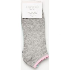 3 pack stopek. Zielone skarpetki damskie Moodo. Za 14,99 zł.
