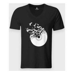 Koszulka męska v-neck Vinyl birds. Koszulki męskie MegaKoszulki, m, bez wzorów, z bawełny, klasyczne, bez kołnierzyka, bez rękawów. Za 59,90 zł.