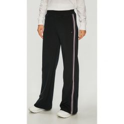 Tommy Hilfiger - Spodnie. Czarne spodnie damskie TOMMY HILFIGER, xs, z bawełny. W wyprzedaży za 399,90 zł.