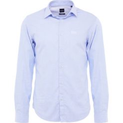 BOSS ATHLEISURE BROD SLIM FIT Koszula medium blue. Niebieskie koszule męskie marki BOSS Athleisure, m, bez wzorów, z bawełny, bez kołnierzyka, bez rękawów. Za 459,00 zł.