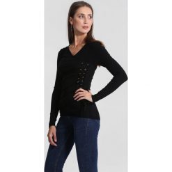 Czarna Sweter Full Of Mercy. Czarne bez kategorii other, na zimę, m. Za 69,99 zł.