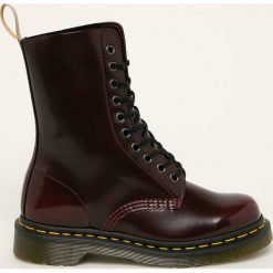 Dr. Martens - Workery. Brązowe workery damskie z materiału, na sznurówki. W wyprzedaży za 539,90 zł.