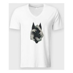 Koszulka męska v-neck Tajemniczy Wilk. Koszulki męskie MegaKoszulki, m, bez wzorów, z bawełny, klasyczne, bez kołnierzyka, bez rękawów. Za 54,90 zł.