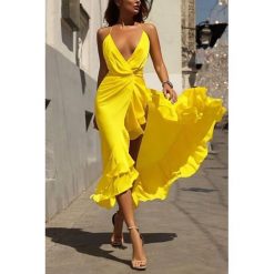 Sukienka TANIRA YELLOW. Żółte sukienki damskie IVET, na lato, xl, bez wzorów, eleganckie, bez kołnierzyka, bez rękawów, długie, maxi. W wyprzedaży za 109,00 zł.