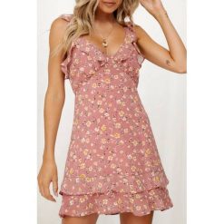 Sukienka MARINA PINK. Różowe sukienki damskie IVET, na lato, bez wzorów, marine, z falbankami, z krótkim rękawem, krótkie, mini. W wyprzedaży za 129,00 zł.