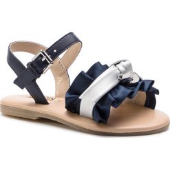 Sandały GUESS - Rouches FI6ROU SAT03 BLUE. Szare sandały dziewczęce Guess, ze skóry ekologicznej, bez zapięcia. Za 259,00 zł.