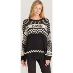 SWETER TWINSET. Czarne swetry damskie Twinset, s, w koronkowe wzory, z materiału, bez rękawów, bez kaptura. Za 529,50 zł.