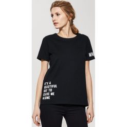 T-shirt z napisami - Czarny. Czarne t-shirty damskie House, s, z napisami. Za 39,99 zł.