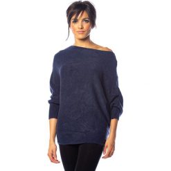 Sweter "Dakota" w kolorze granatowym. Niebieskie swetry damskie So Cachemire, m, bez wzorów, z kaszmiru, bez rękawów, bez kaptura. W wyprzedaży za 175,95 zł.