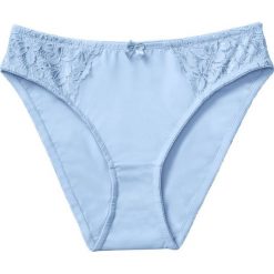 Figi bonprix pudrowy niebieski. Niebieskie figi damskie marki bonprix, z koronki. Za 29,99 zł.
