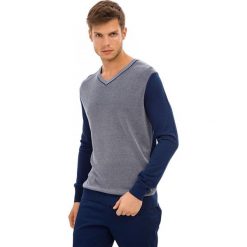 Galvanni sweter męski Leeds XXL ciemny niebieski. Niebieskie swetry męskie GALVANNI, xxl, bez wzorów, z materiału, bez kołnierzyka, bez kaptura. Za 259,00 zł.